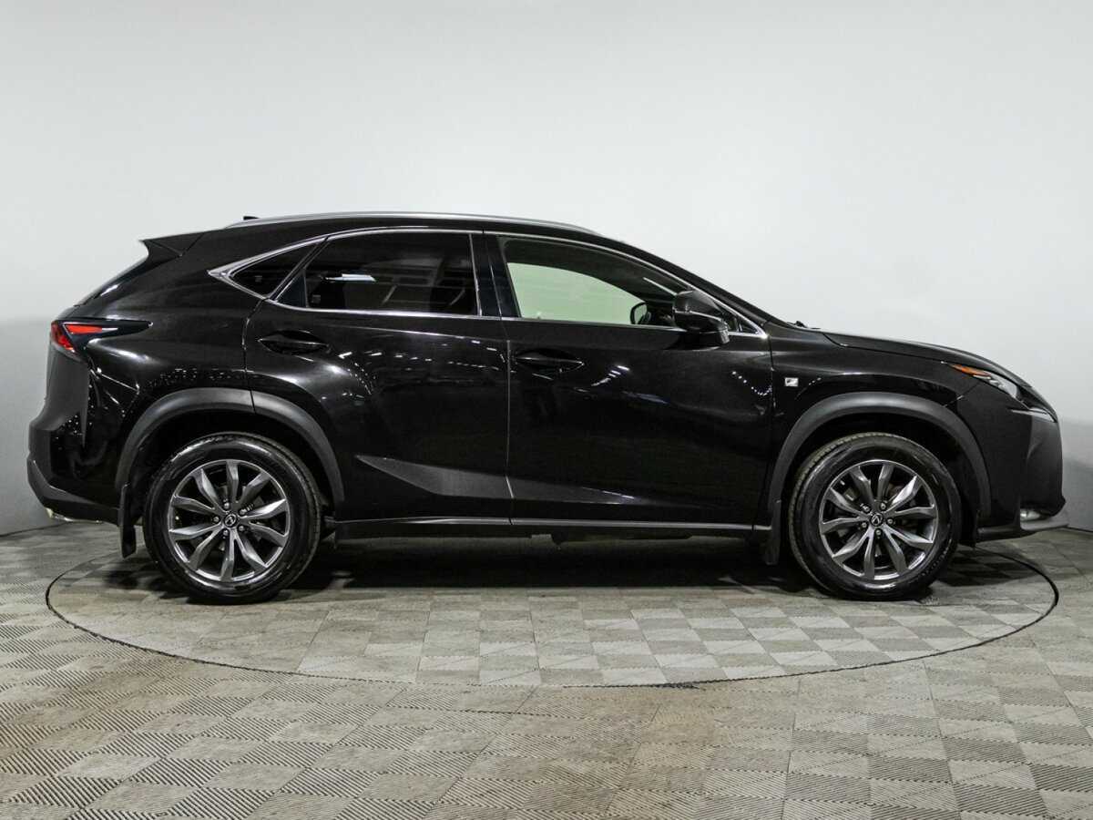 Lexus NX с пробегом — 2015 год. Фото: #9