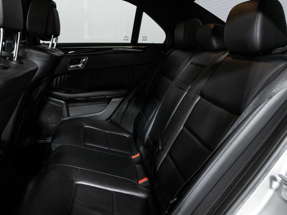 Mercedes-Benz E-Класс с пробегом — 2011 год. Фото: #7