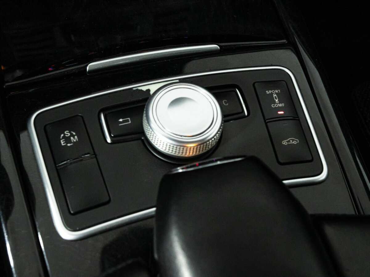 Mercedes-Benz E-Класс с пробегом — 2011 год. Фото: #14