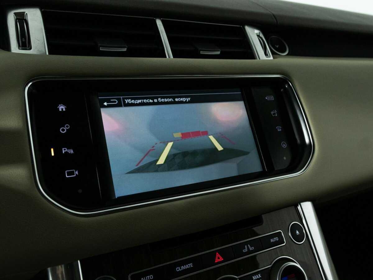 Land Rover Range Rover Sport с пробегом — 2016 год. Фото: #17