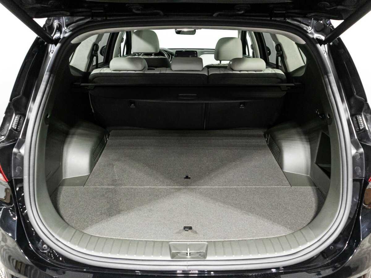 Hyundai Santa Fe с пробегом — 2022 год. Фото: #14