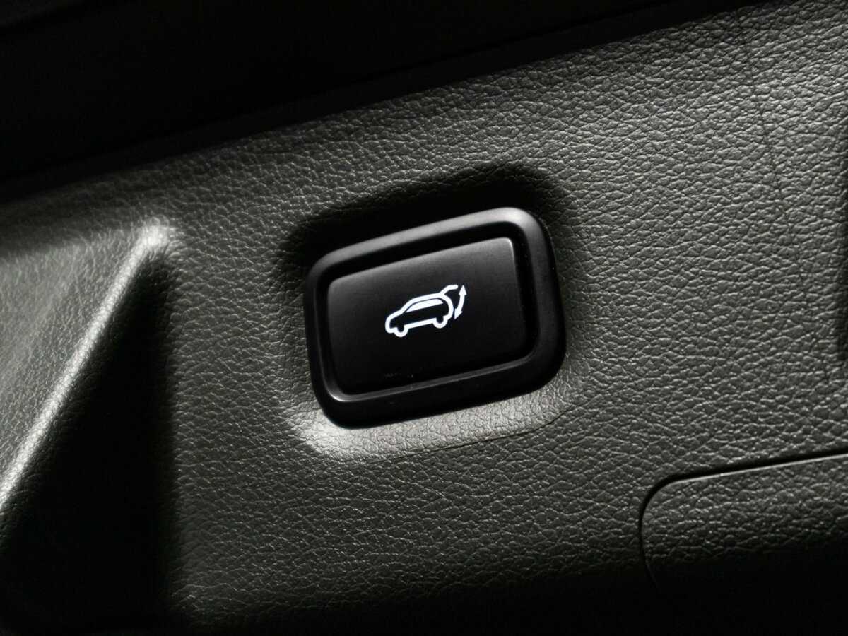 Hyundai Santa Fe с пробегом — 2022 год. Фото: #16