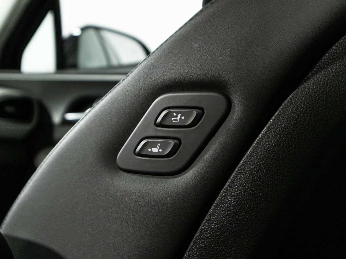 Hyundai Santa Fe с пробегом — 2022 год. Фото: #17