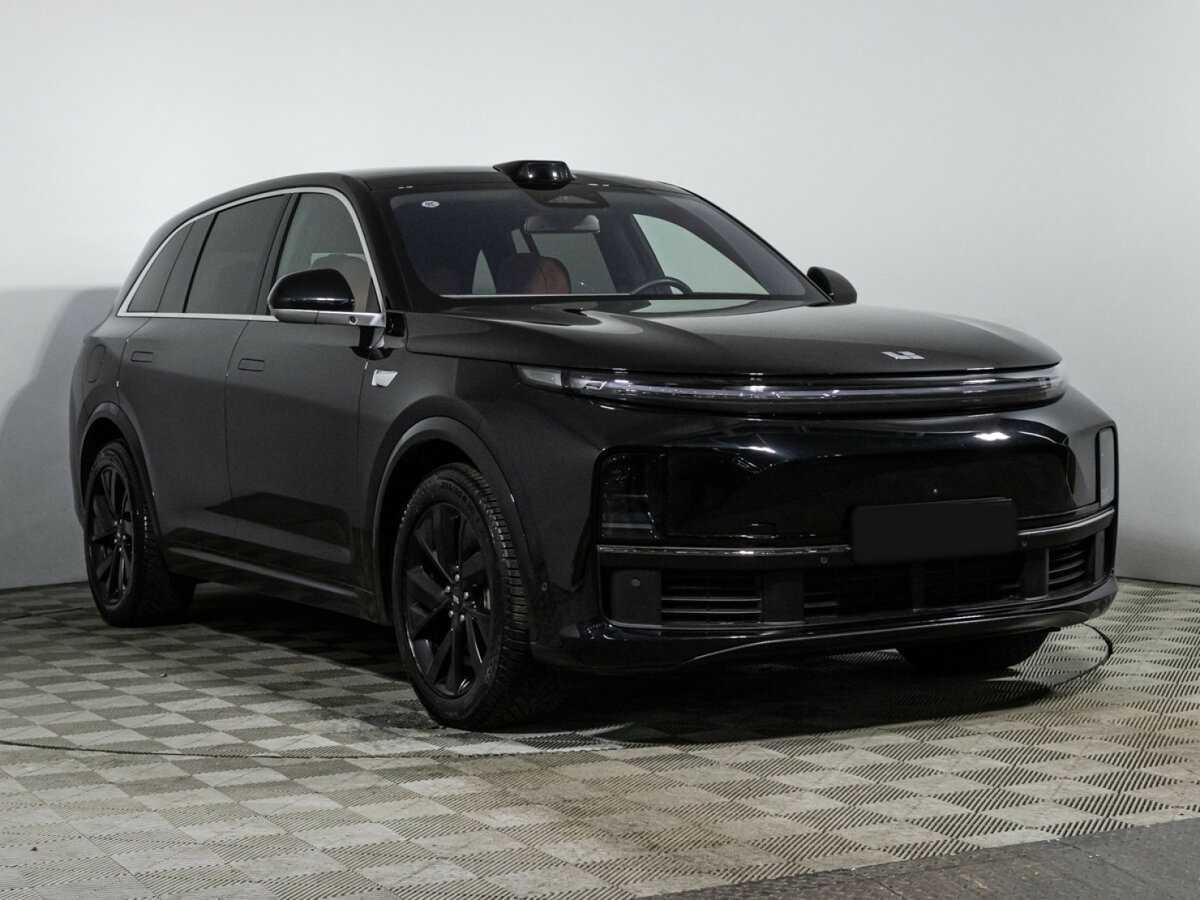 LiXiang L7 с пробегом — 2023 год. Фото: #2