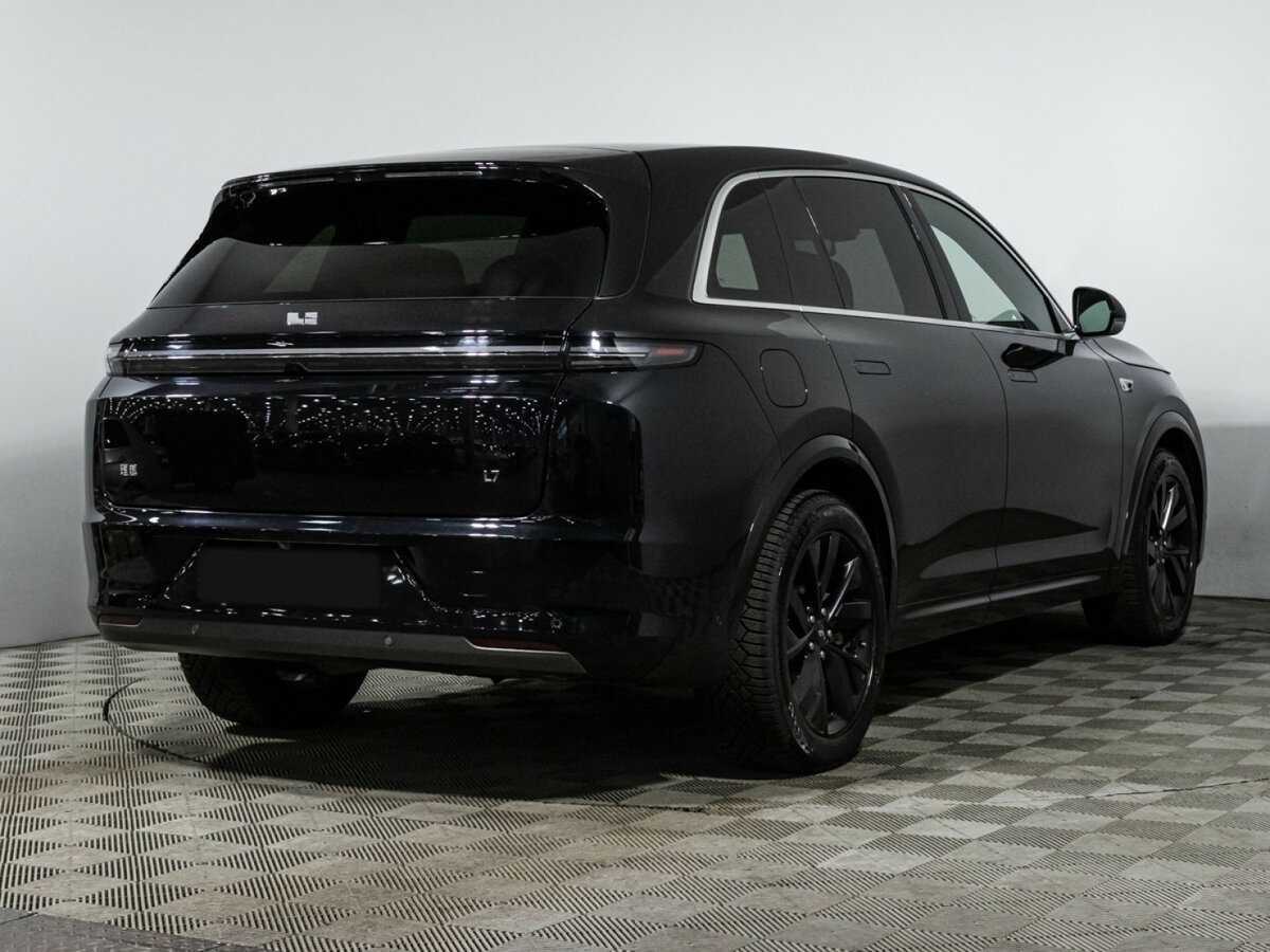 LiXiang L7 с пробегом — 2023 год. Фото: #4