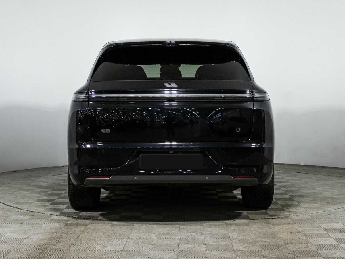 LiXiang L7 с пробегом — 2023 год. Фото: #5
