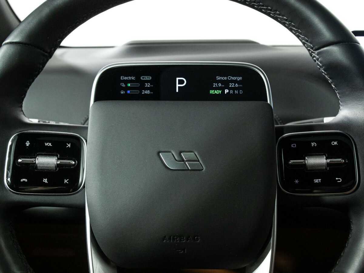 LiXiang L7 с пробегом — 2023 год. Фото: #18