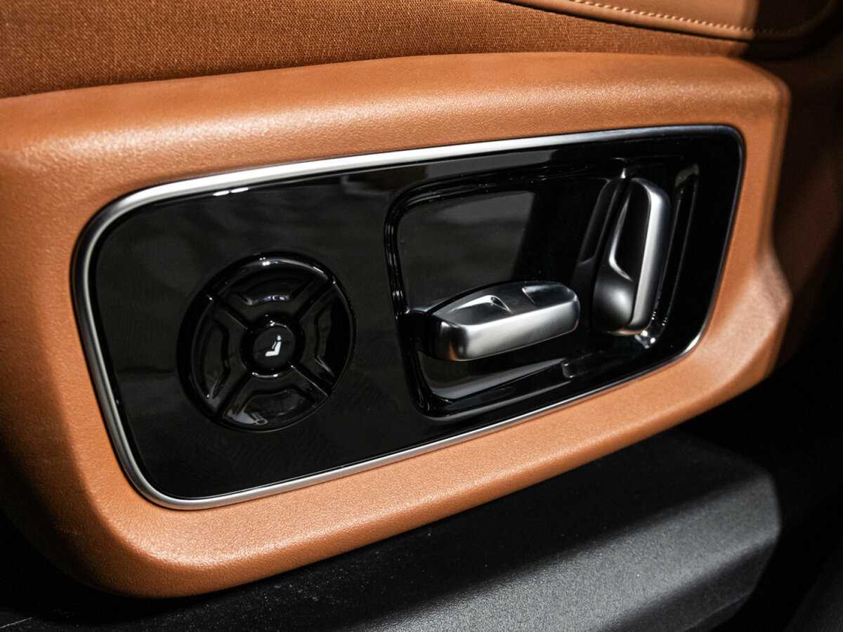 LiXiang L7 с пробегом — 2023 год. Фото: #21