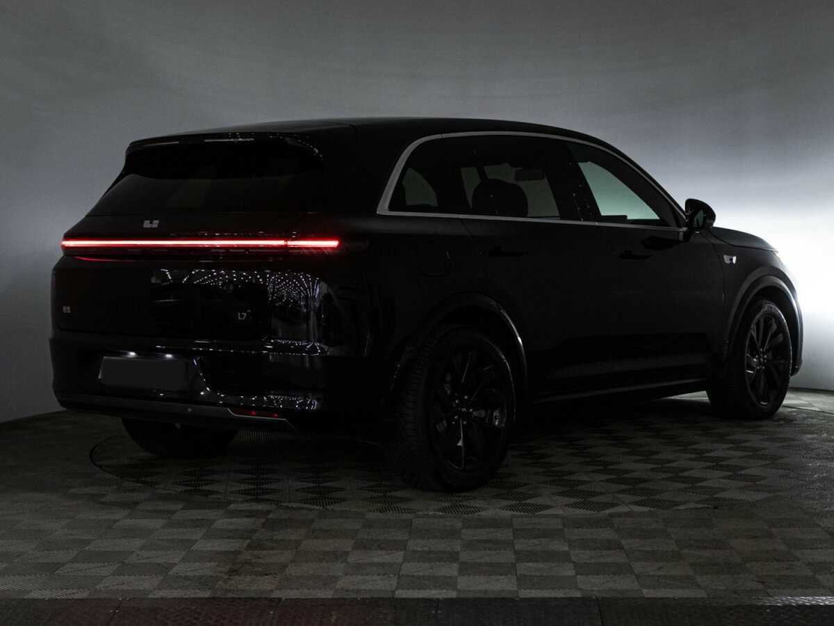 LiXiang L7 с пробегом — 2023 год. Фото: #34