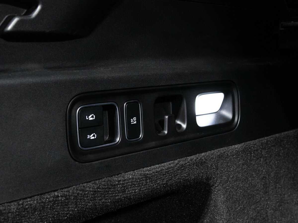 LiXiang L7 с пробегом — 2023 год. Фото: #38