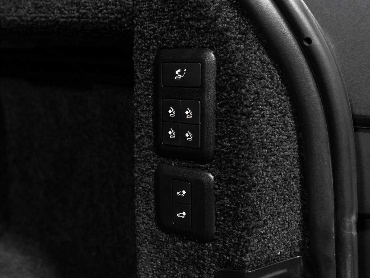 Land Rover Range Rover с пробегом — 2020 год. Фото: #14