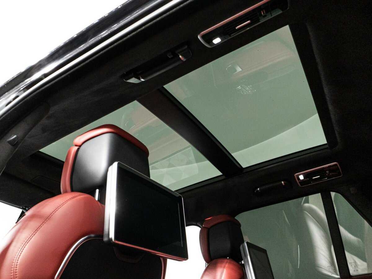 Land Rover Range Rover с пробегом — 2020 год. Фото: #16