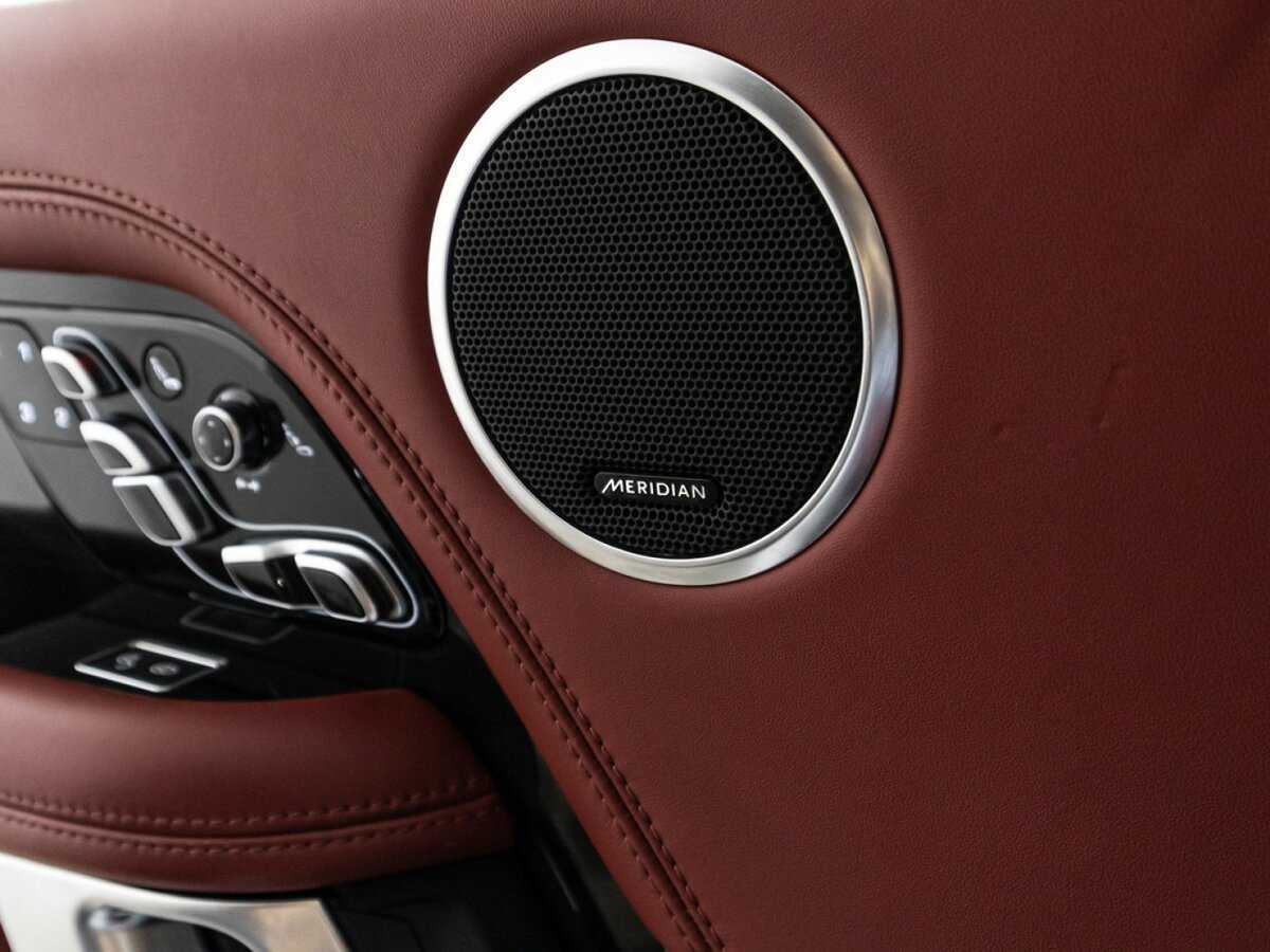 Land Rover Range Rover с пробегом — 2020 год. Фото: #27