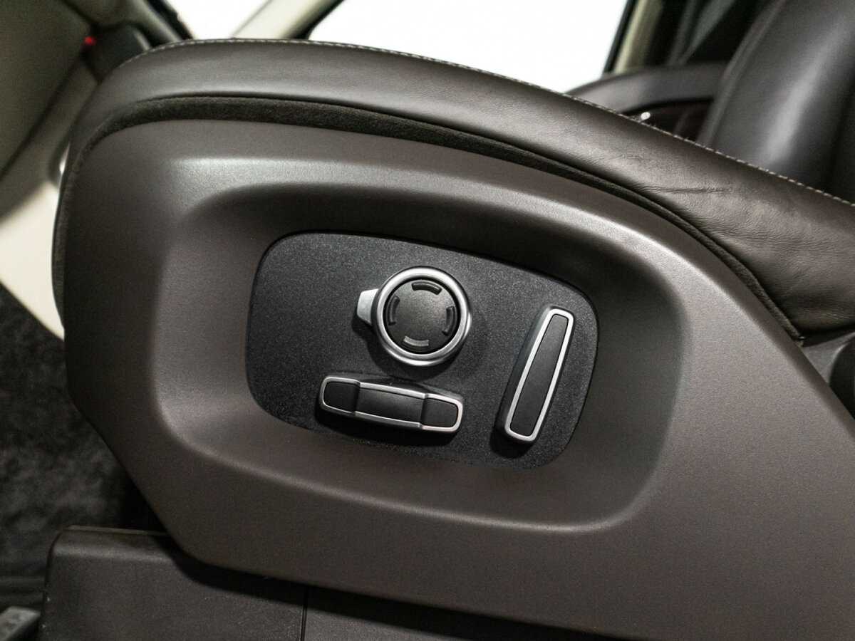 Land Rover Range Rover с пробегом — 2017 год. Фото: #18