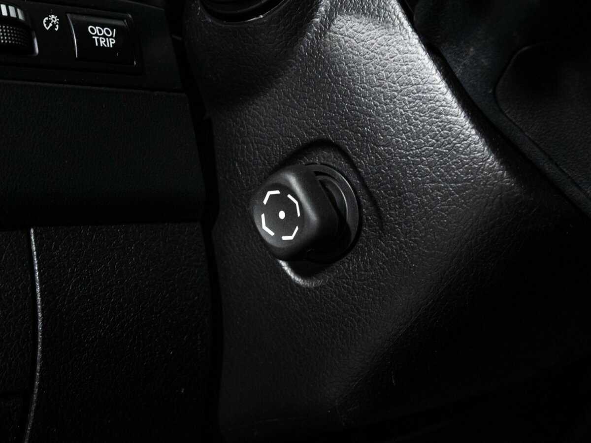 Lexus LX с пробегом — 2016 год. Фото: #18