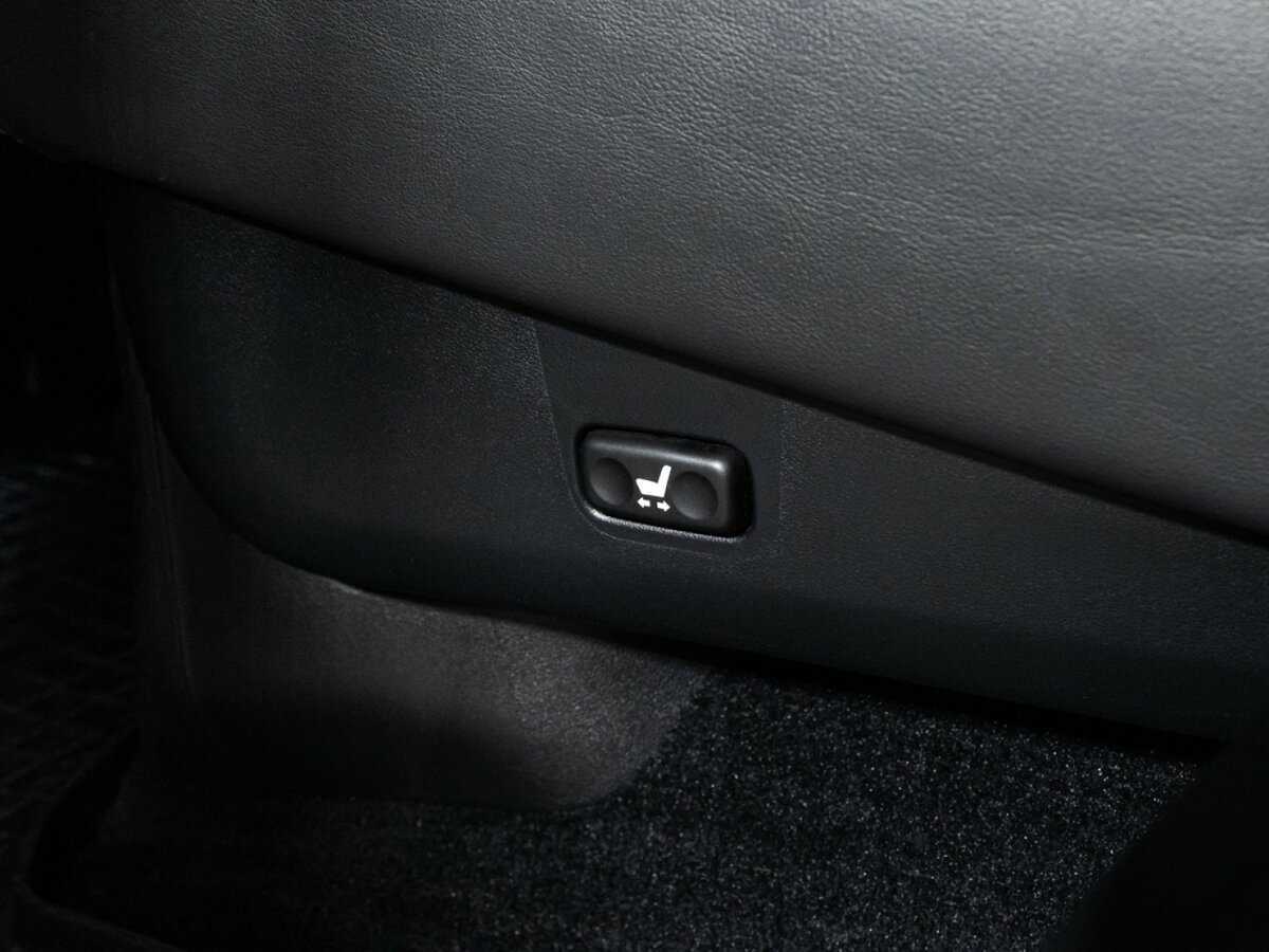 Lexus LX с пробегом — 2016 год. Фото: #22