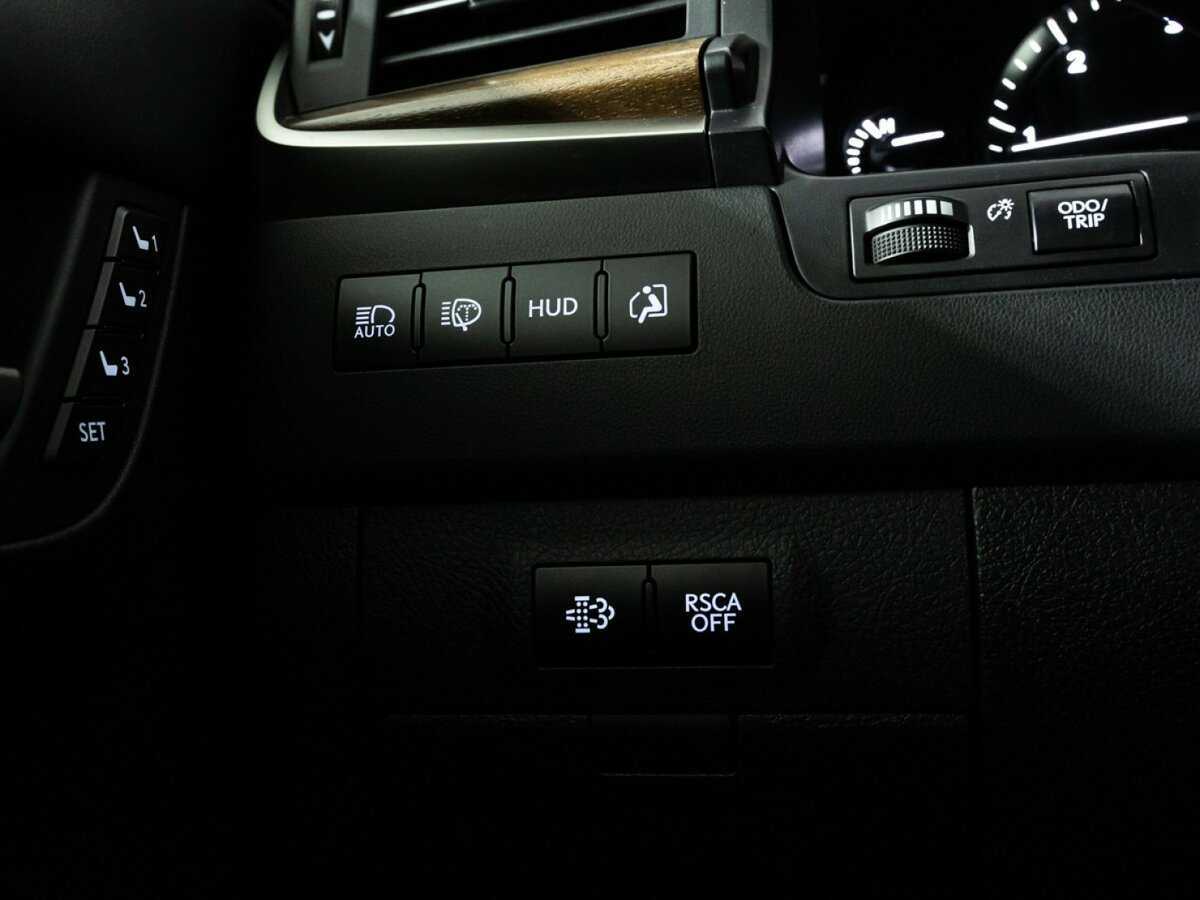 Lexus LX с пробегом — 2016 год. Фото: #25