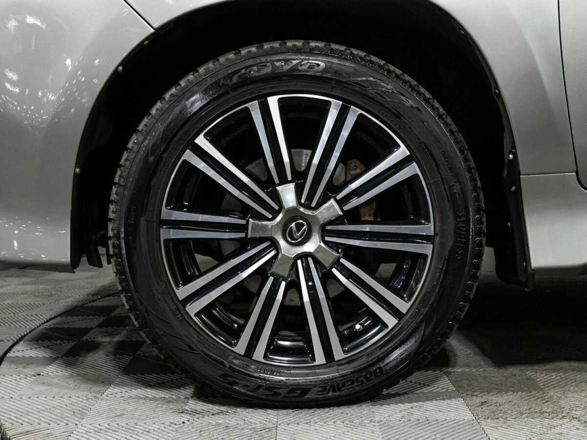 Lexus LX с пробегом — 2016 год. Фото: #33