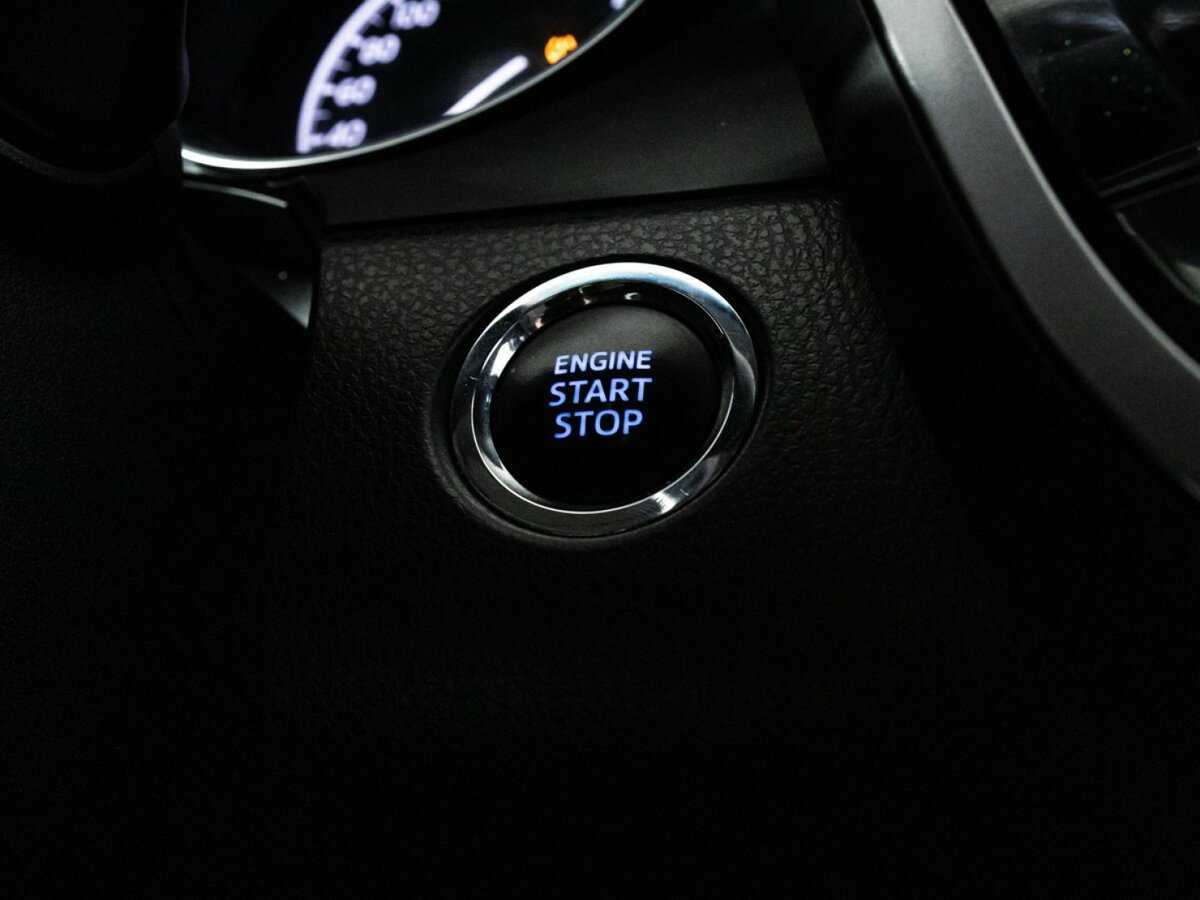 Toyota Camry с пробегом — 2019 год. Фото: #16