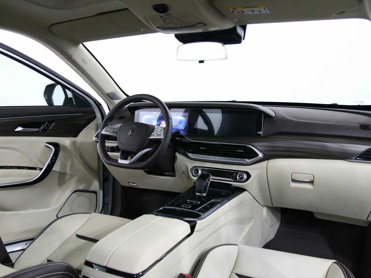 FAW Bestune T77 с пробегом — 2023 год. Фото: #8