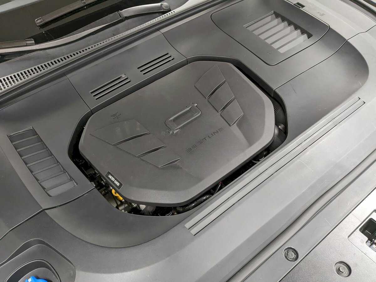 FAW Bestune T99 с пробегом — 2023 год. Фото: #8