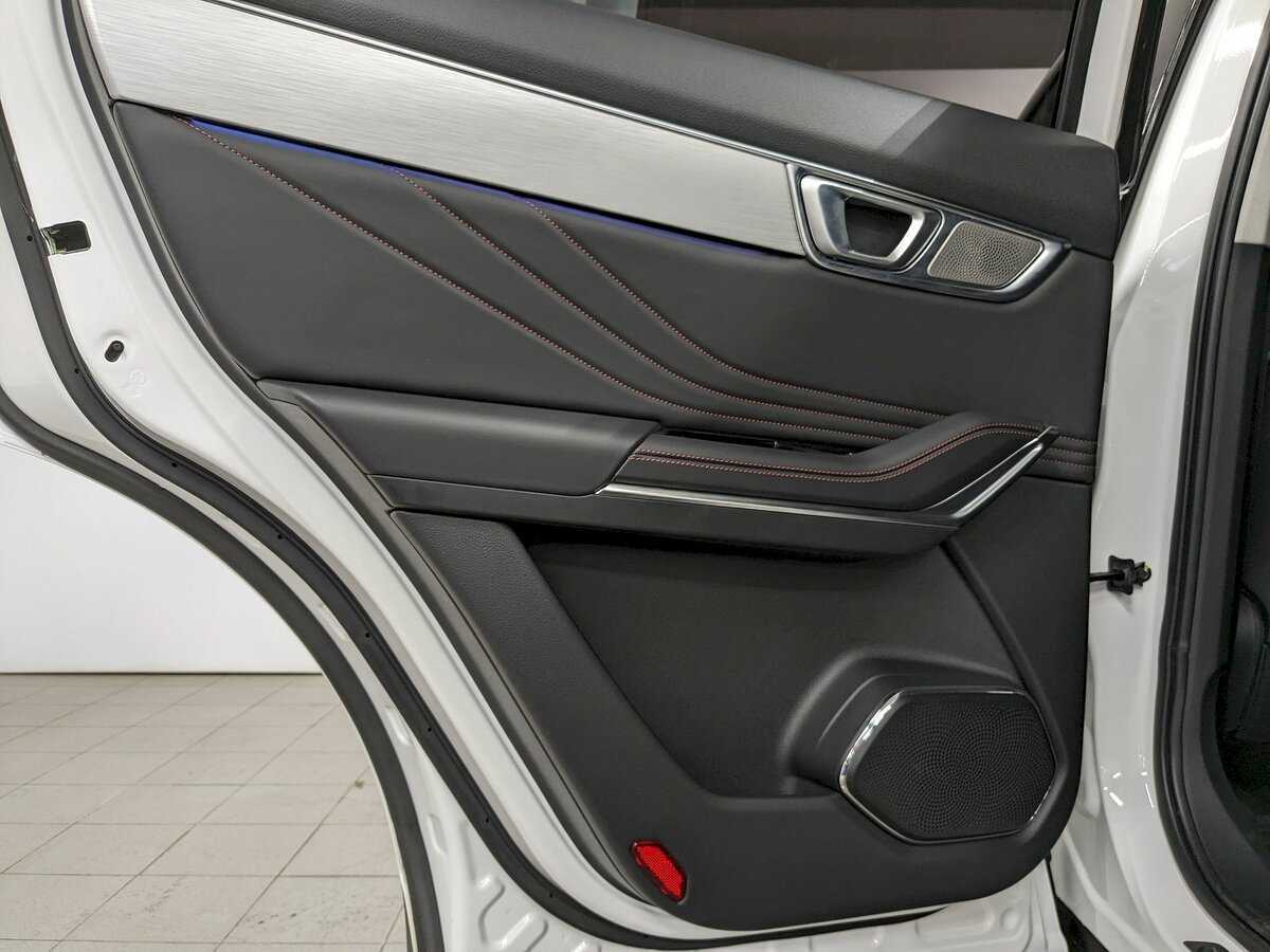 FAW Bestune T99 с пробегом — 2023 год. Фото: #15