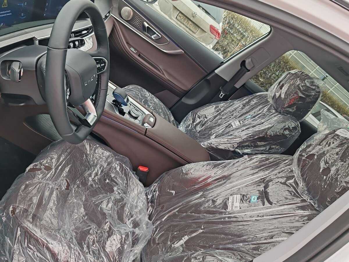 Chery Tiggo 8 Pro Plug-in Hybrid с пробегом — 2023 год. Фото: #14