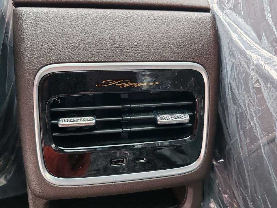 Chery Tiggo 8 Pro Plug-in Hybrid с пробегом — 2023 год. Фото: #17