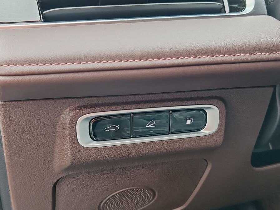 Chery Tiggo 8 Pro Plug-in Hybrid с пробегом — 2023 год. Фото: #24