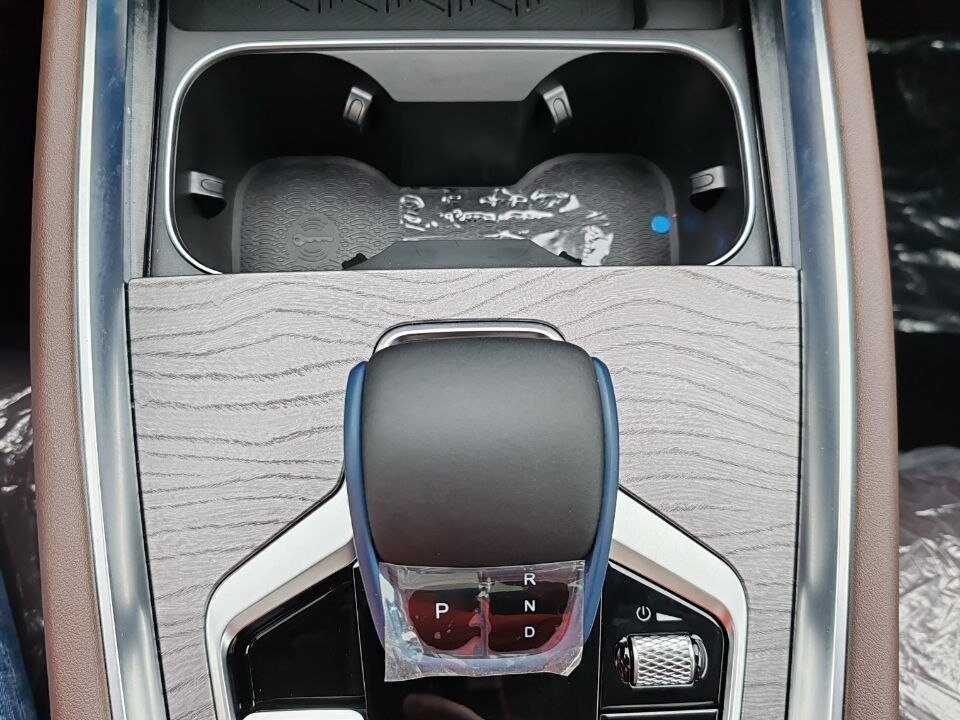 Chery Tiggo 8 Pro Plug-in Hybrid с пробегом — 2023 год. Фото: #26