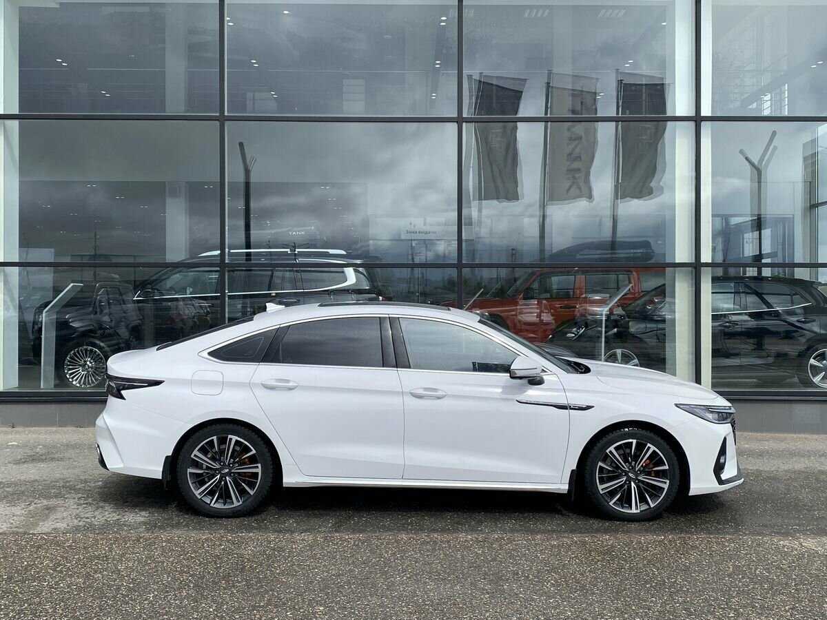 Chery Arrizo 8 с пробегом — 2023 год. Фото: #10