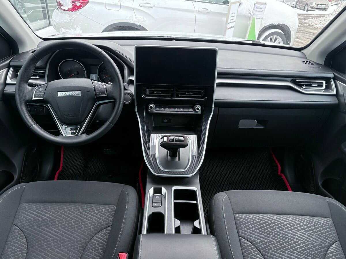 Haval M6 с пробегом — 2023 год. Фото: #8