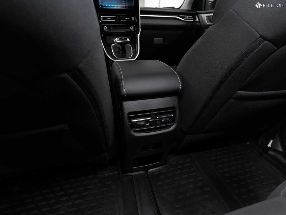 Haval M6 с пробегом — 2023 год. Фото: #14