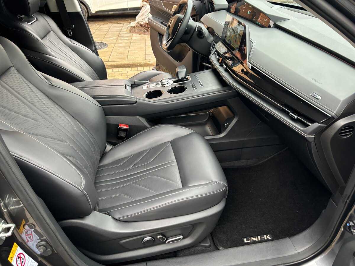 Changan UNI-K с пробегом — 2023 год. Фото: #9