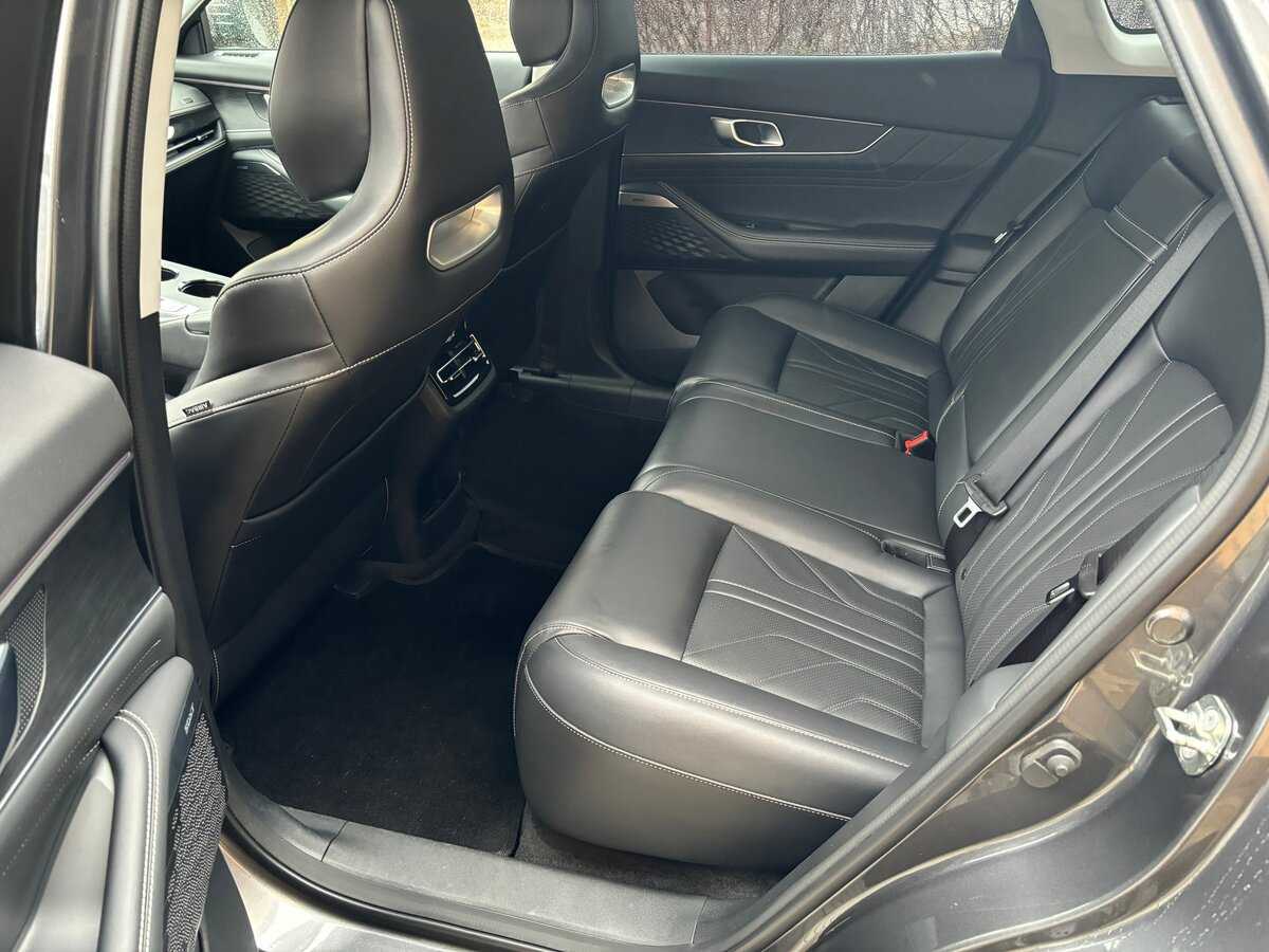 Changan UNI-K с пробегом — 2023 год. Фото: #15