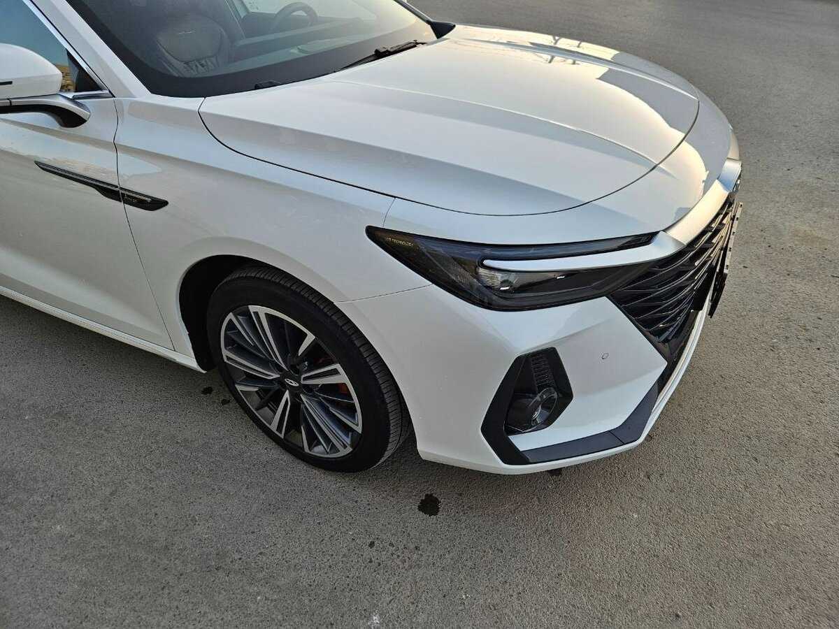 Chery Arrizo 8 с пробегом — 2023 год. Фото: #9