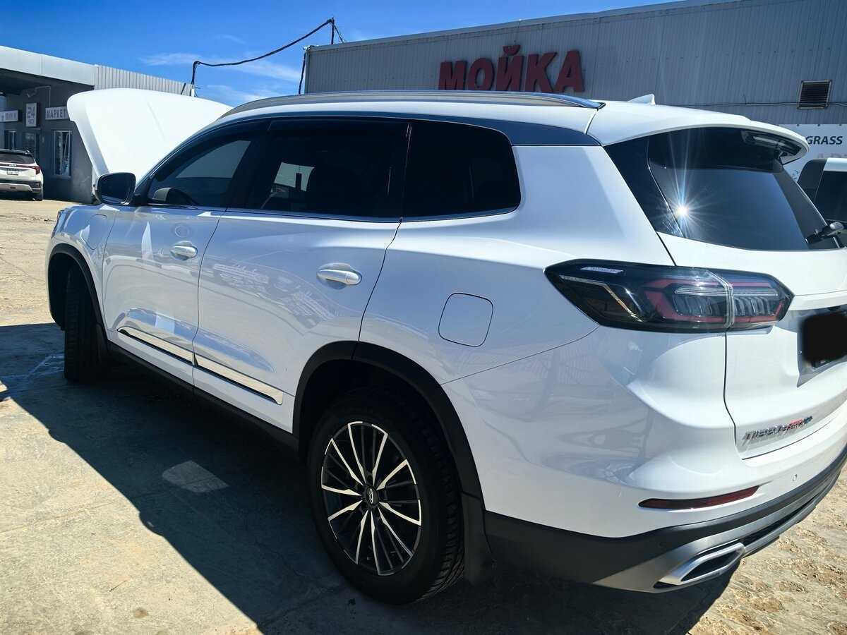 Chery Tiggo 8 Pro e+ с пробегом — 2023 год. Фото: #2
