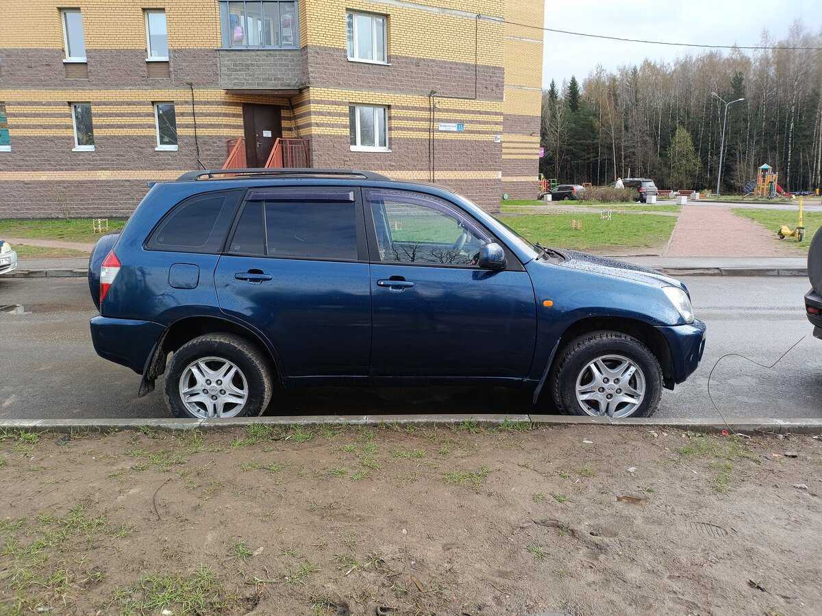 Chery Tiggo (T11) с пробегом — 2010 год. Фото: #8