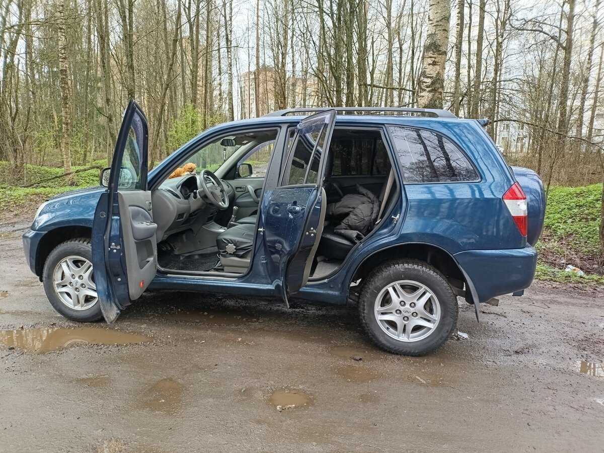 Chery Tiggo (T11) с пробегом — 2010 год. Фото: #22