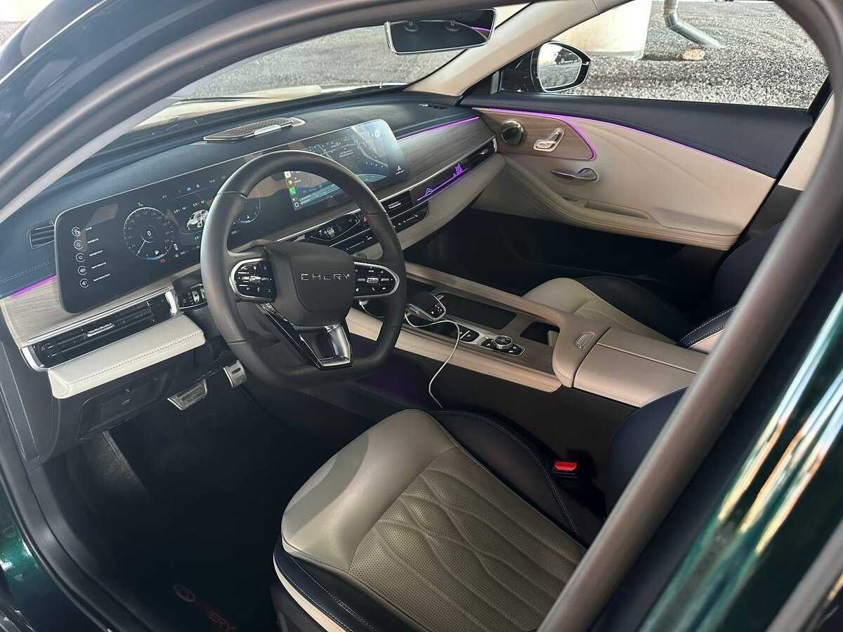 Chery Arrizo 8 с пробегом — 2024 год. Фото: #7