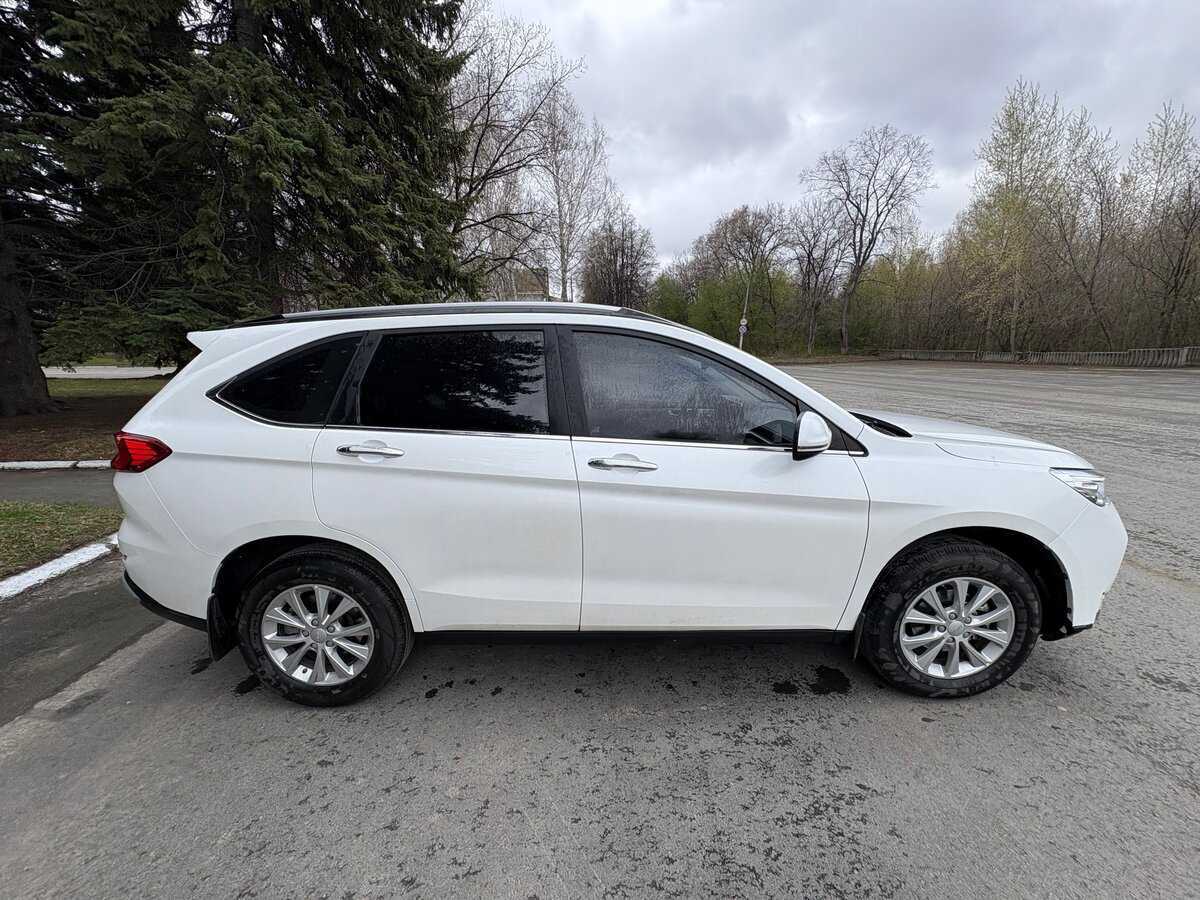 Haval M6 с пробегом — 2024 год. Фото: #2