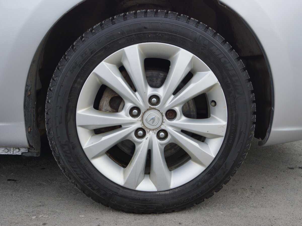 Changan Eado с пробегом — 2014 год. Фото: #13