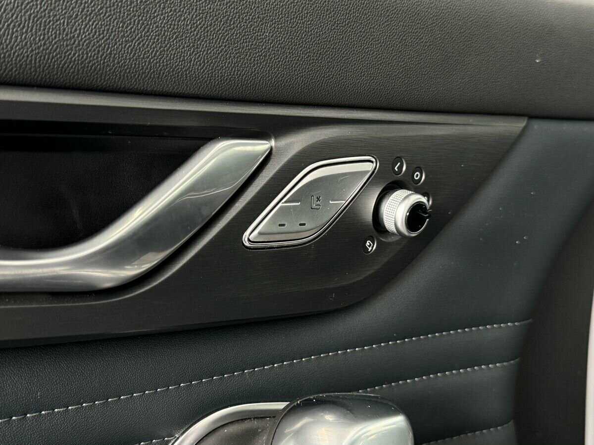 Changan CS95 с пробегом — 2023 год. Фото: #9