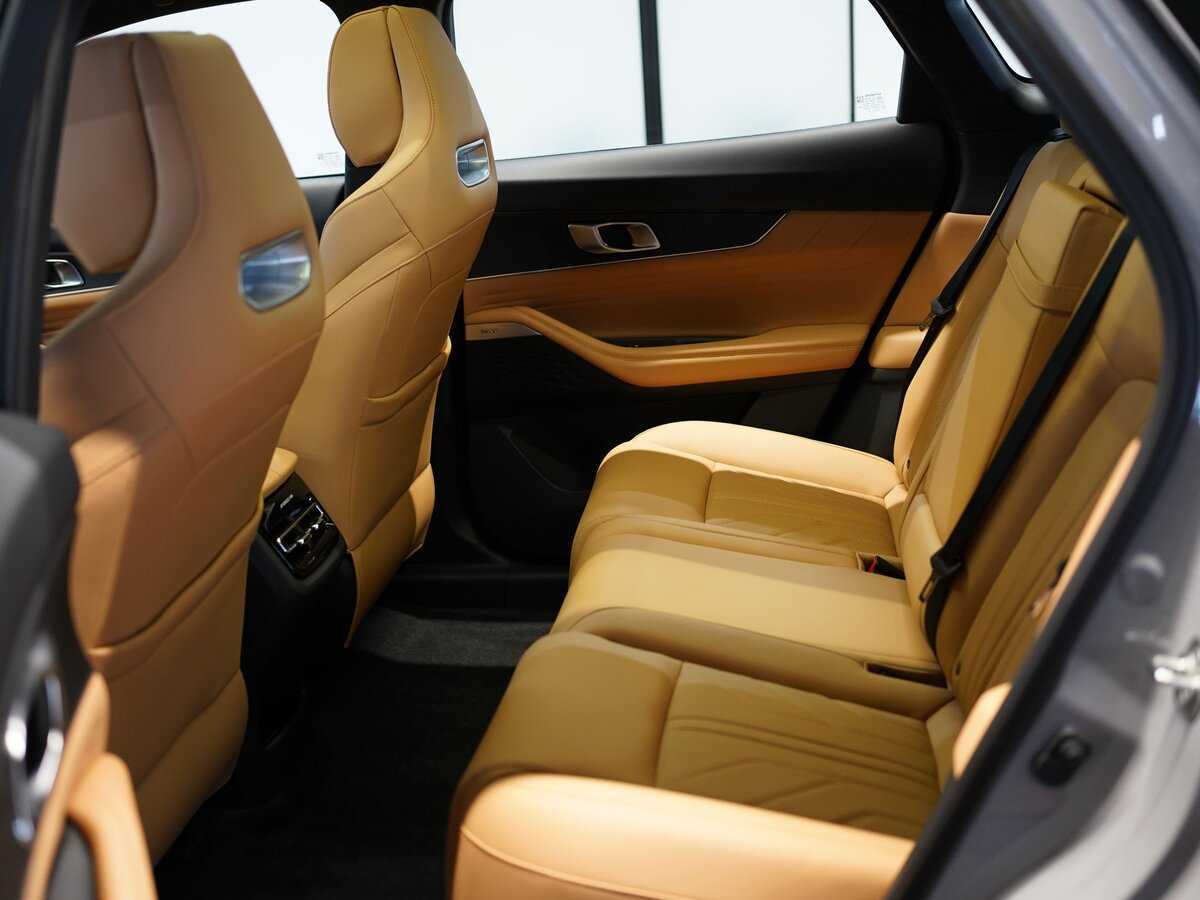 Changan UNI-K с пробегом — 2023 год. Фото: #36