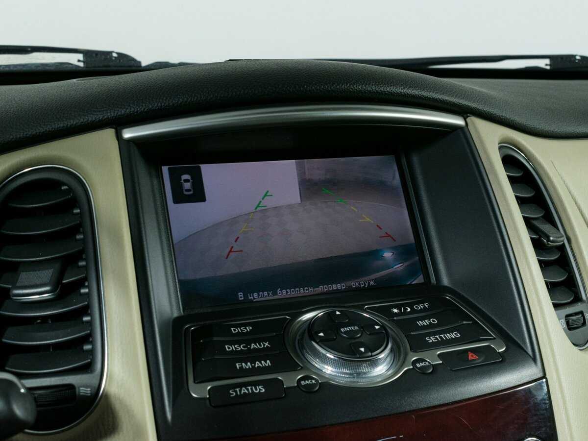 Infiniti QX50 с пробегом — 2016 год. Фото: #17