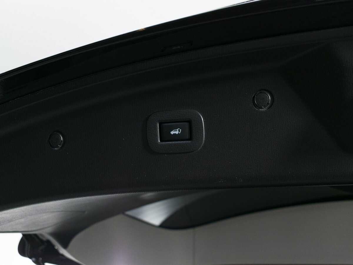 Infiniti QX80 с пробегом — 2014 год. Фото: #9