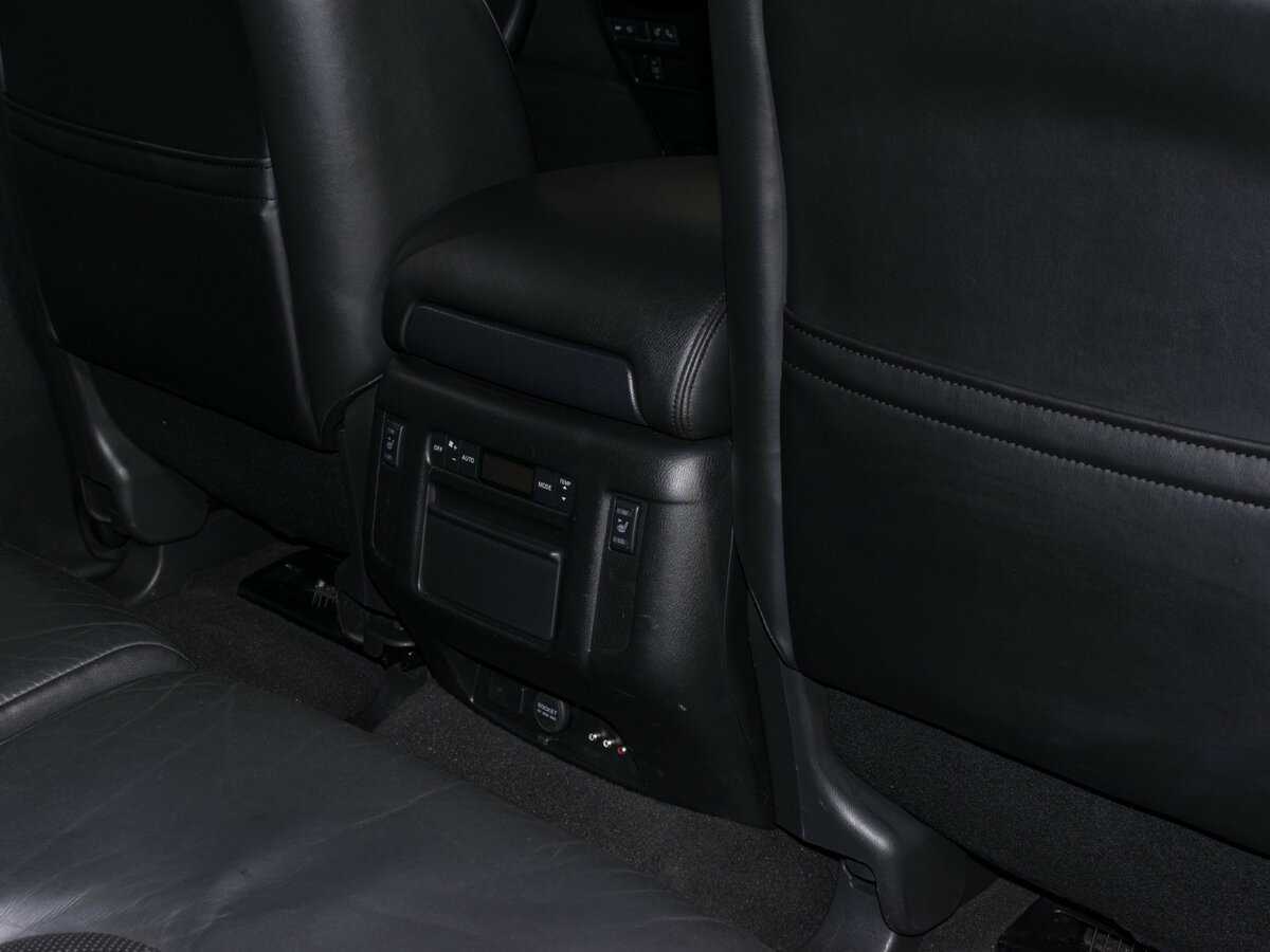 Infiniti QX80 с пробегом — 2014 год. Фото: #13