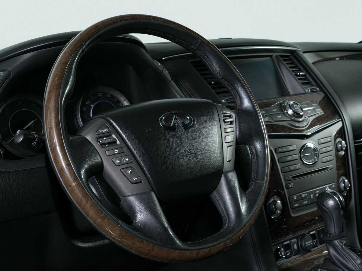 Infiniti QX80 с пробегом — 2014 год. Фото: #17