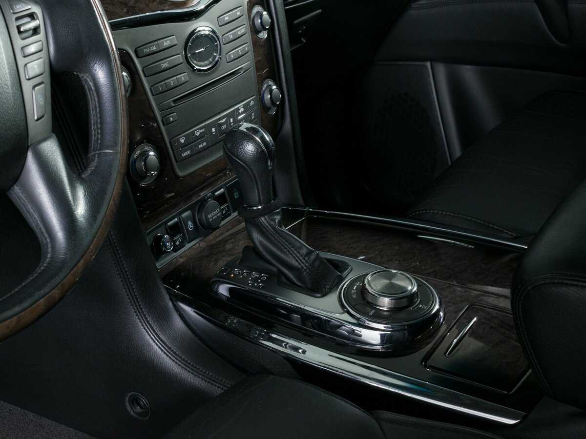 Infiniti QX80 с пробегом — 2014 год. Фото: #20