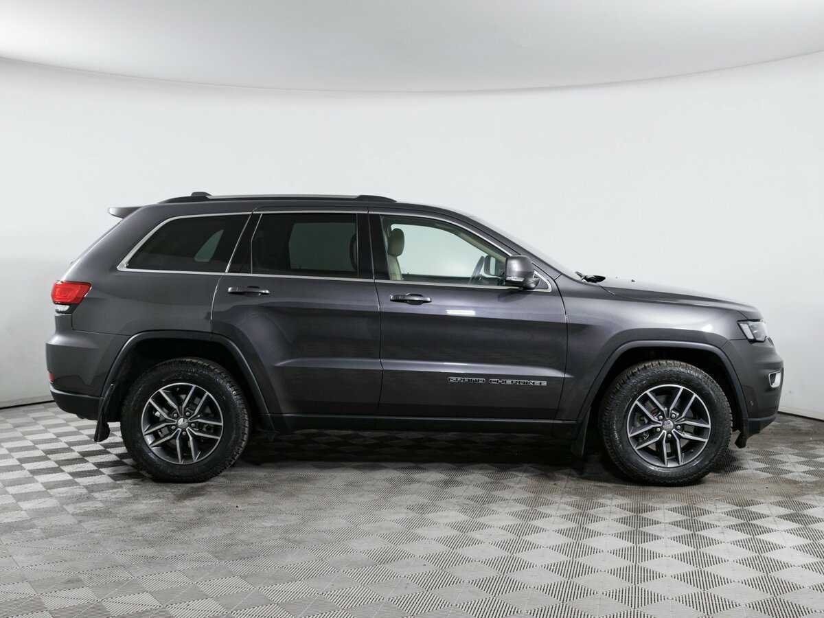 Jeep Grand Cherokee с пробегом — 2018 год. Фото: #3